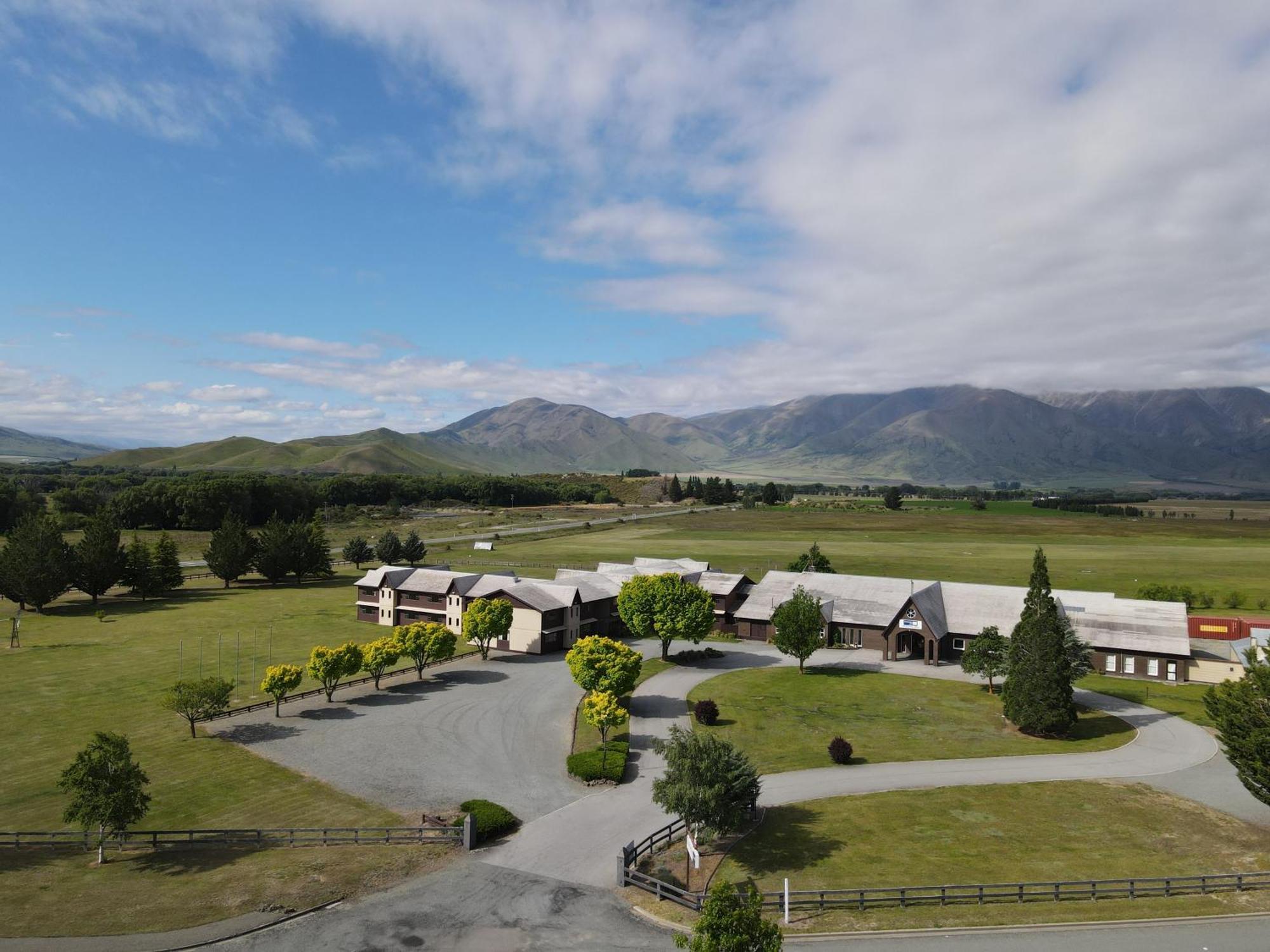 Discovery Countrytime Hotel 2*
